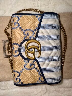 Gucci Blue & Natural Straw GG Crossbody with Gold Hardware